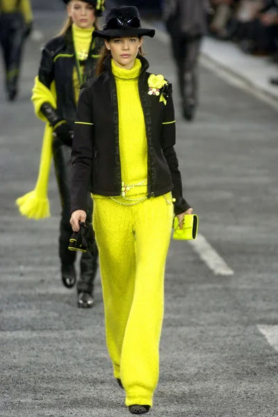Look 34